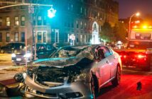 Site vorschlagen: Wichtige Schritte nach einem Verkehrsunfall (Foto: AdobeStock - PhotoSpirit 177702320)
